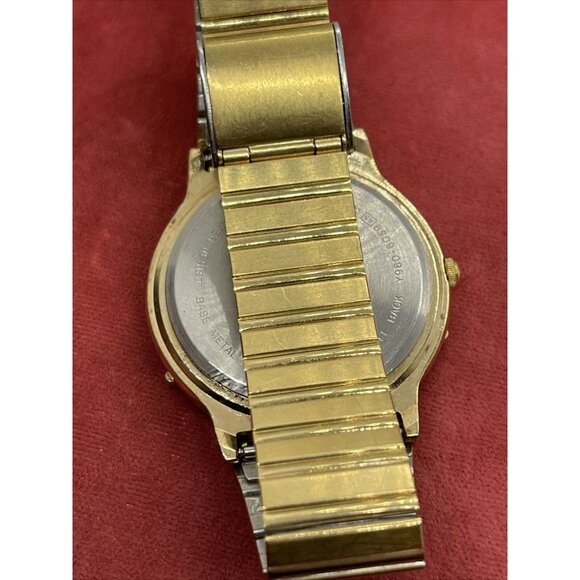 Vintage Pulsar Y960-6059 Men Rotate Bezel Quartz Watch Gold Tone Dead Battery - Picture 5 of 9